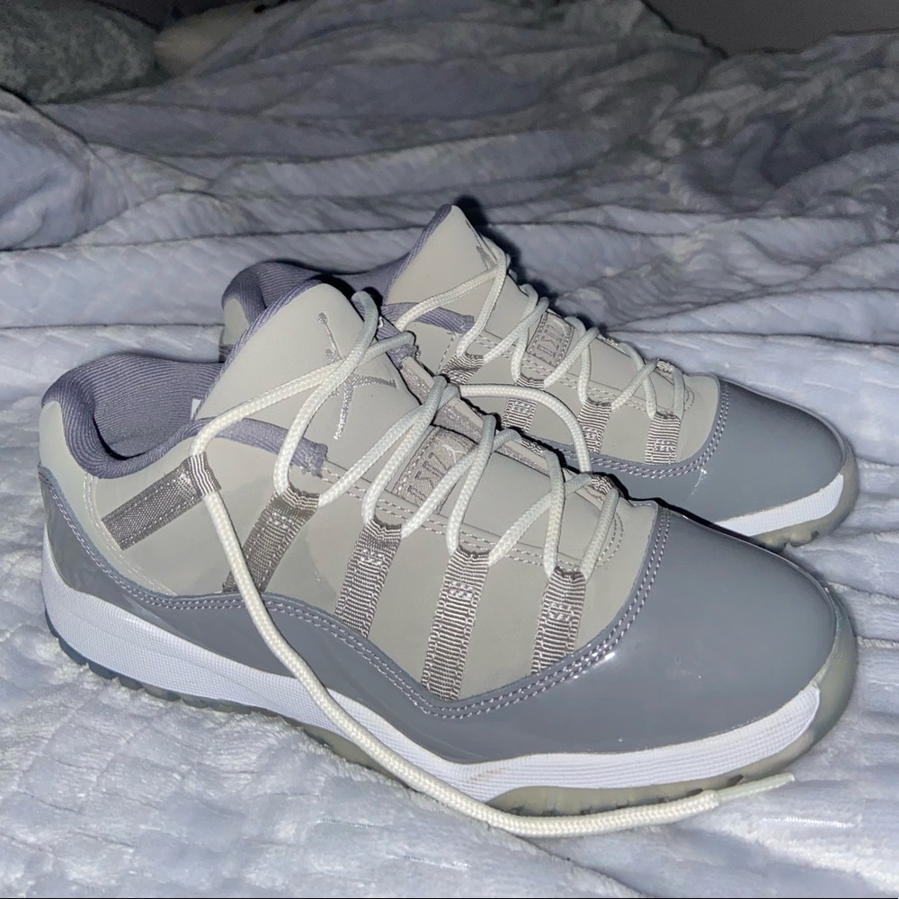 Jordan 11 Retro Low
Cool Grey